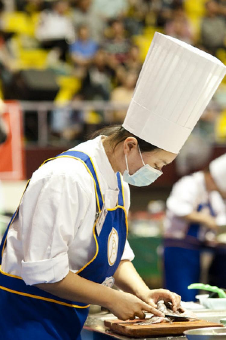 SPIRIT IN FOOD: A chef from the Asia Pacific preliminary of 2009 NTDTV International Chinese Culinary Competition (Epoch Times Staff)