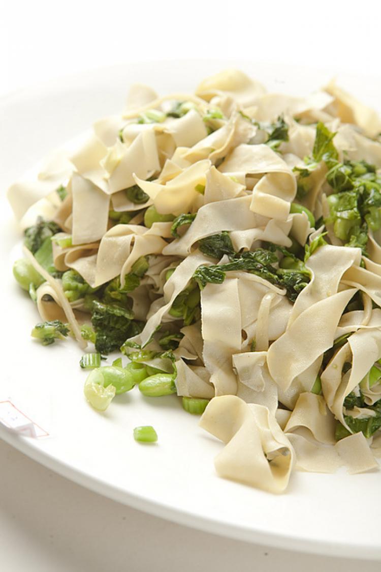 Precision: Cutting technique is of utmost importance in Huaiyang cuisine, as illustrated in this tofu and vegetable dish.  (Epoch Times Staff)