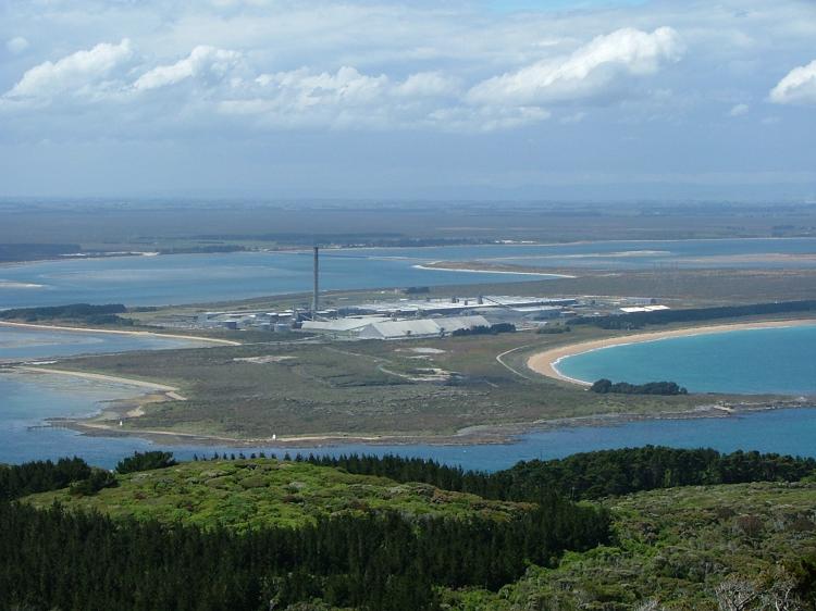 Rio Tinto of the Tiwai Aluminuim smelter are not ruling out moving operations overseas if the Emissions Trading Scheme proves too costly in NZ. (Wikimedia Commons)