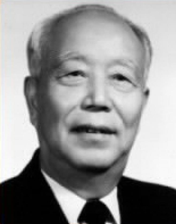 A portrait photograph of Wan Li, a long-time, high-ranking bureaucrat of the Chinese Communist Party (CCP). (Public domain image)