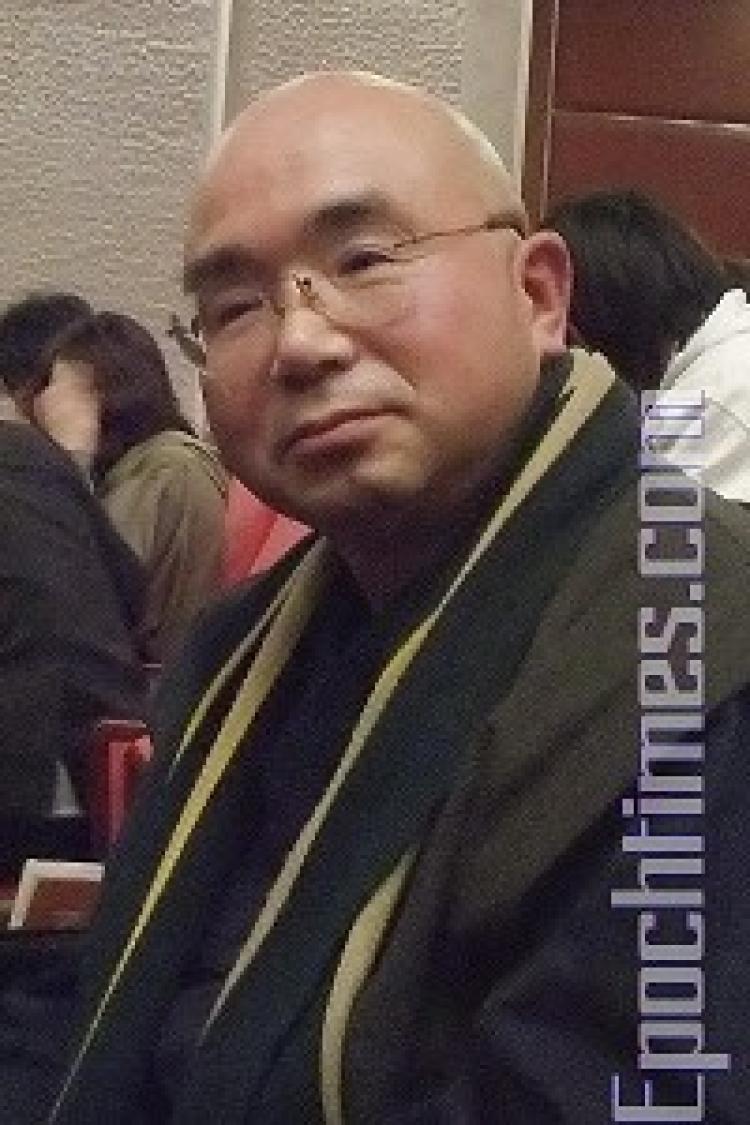Abbot of a Japanese Buddhist temple, Furukawa Ryuji, profusely praised Shen Yun. (Liang Chaoren/The Epoch Times)