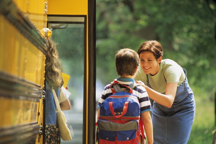 Getting a routine in place can help both parents and kids cope better with back-to-school stress, says parenting expert Beverly Cathcart-Ross. (Photos.com)