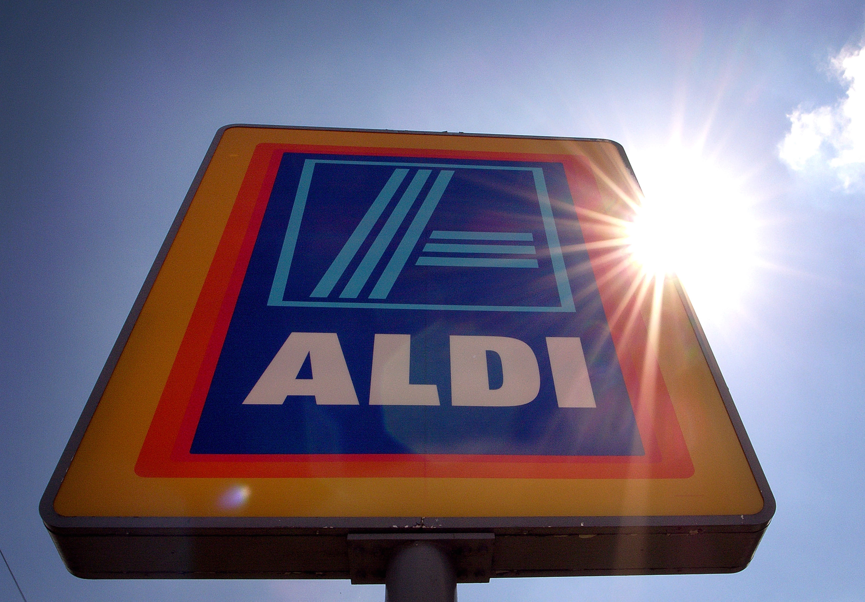 An Aldi discount supermarket in Northwich, UK. Whilst most of the UK's leading supermarkets and grocery stores are battling hard for their market share, discount supermarkets Aldi and Lidl are seeing an increase in profits (Christopher Furlong/Getty Images)