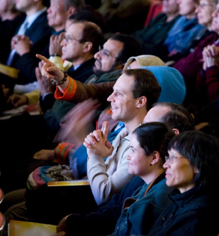 Members of audience watch the Divine Performing Arts Chinese New Year Splendor at Radio City Music Hall.   (The Epoch Times)