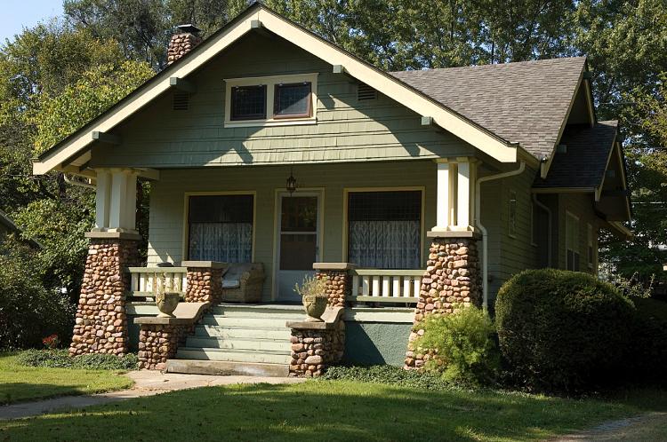  A charming Arts & Crafts-style bungalow house (Cat Rooney/The Epoch Times)