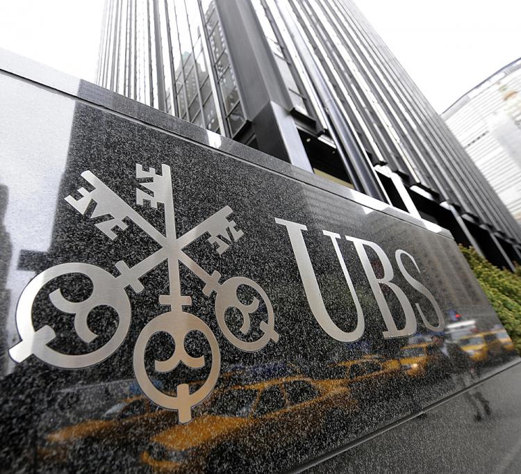 The UBS Park Avenue building in New York April 15, 2009. Embattled Swiss bank UBS on Wednesday said it would slash 8,700 jobs in a bid to cut costs after it reported fresh losses for the first three months of this year.   (Timothy A. Clary/AFP/Getty Images)