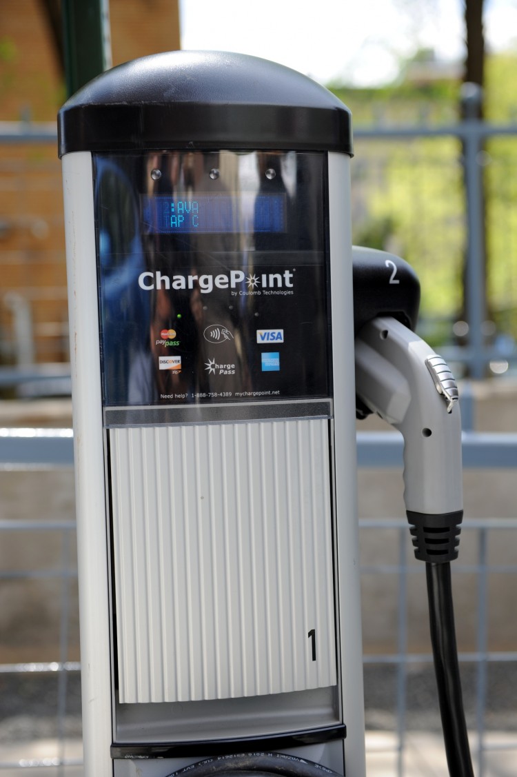 Ontario will be increasing the number of electric car charging stations in the province. (Stan Honda/AFP/Getty Images)