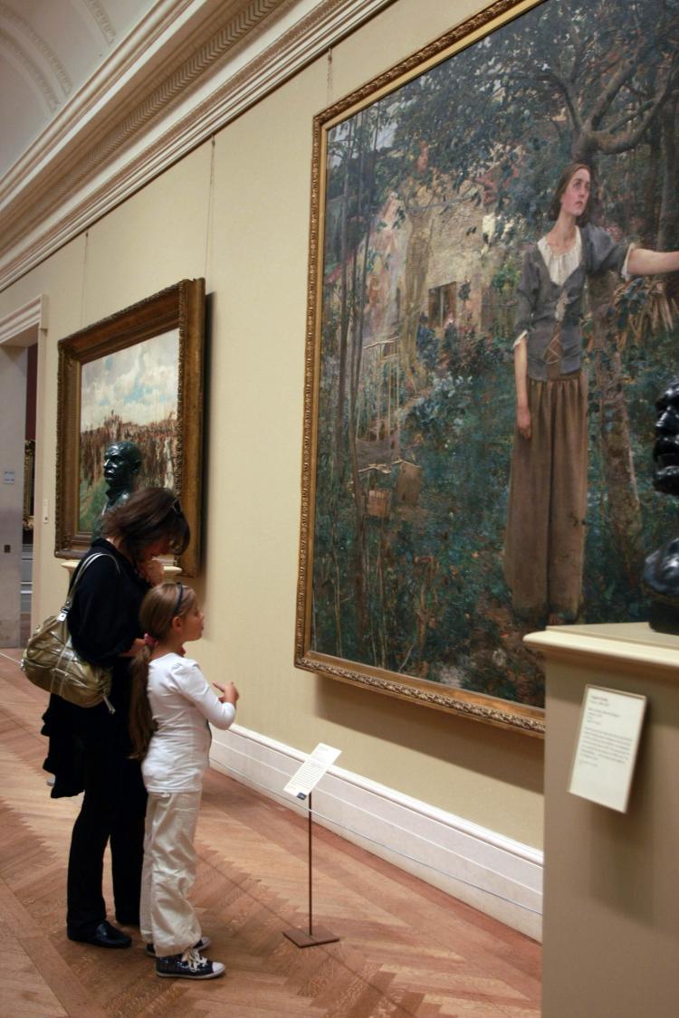 HOLIDAY MONDAY: Visitors enjoy 19th century French art at the Metropolitan Museum of Art on Columbus Day. The Met is only open on select Mondays, including Columbus Day and Dec. 27, the Monday after Christmas.  (Tara MacIsaac/The Epoch Times)