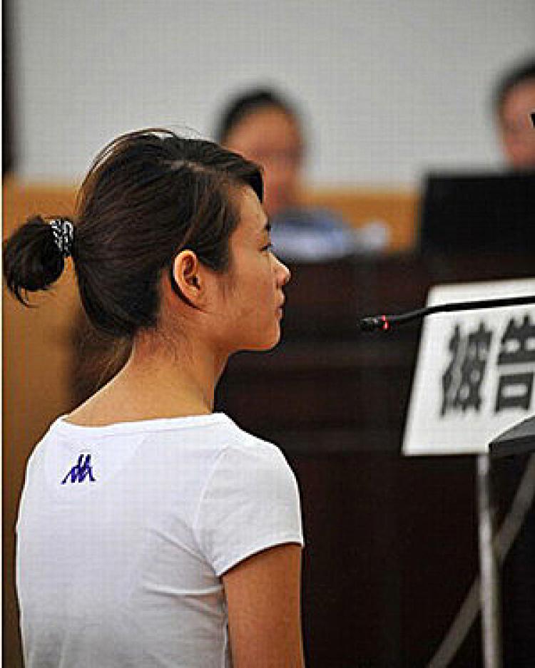 Deng Yujiao at the June 16 court hearing. (The Epoch Times)