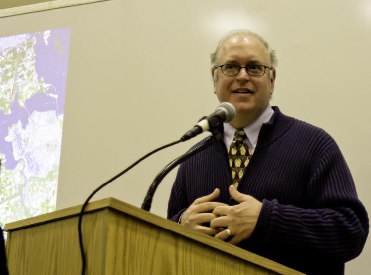 ECOLOGICAL PLANNING: Eric W. Sanderson, senior conservation ecologist at the Wildlife Conservation Society, presented the Department of City Planning with his vision of New York City's sustainable future.   (Phoebe Zheng/The Epoch Times )