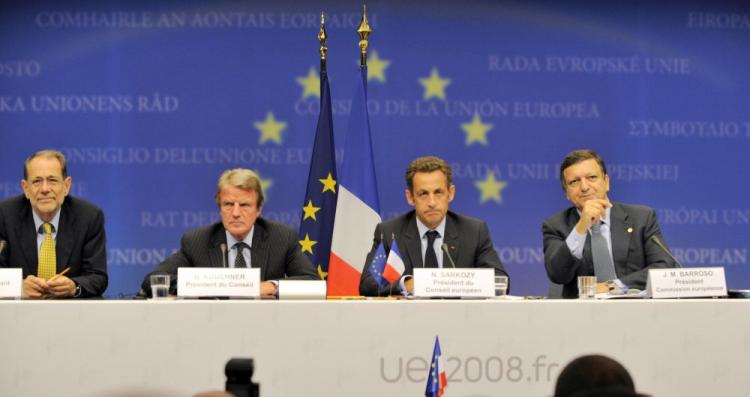 (L-R) European Union Foreign Policy Chief Javier Solana, France's Foreign Minister Bernard Kouchner, France's President Nicolas Sarkozy and European Commission President Jose Manuel Barroso at a press conference after an emergency summit of European Union (Gerard Cerles/AFP/Getty Images)
