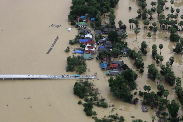 This aerial view shows the flooded southern Thai city of Hat Yai on November 3, 2010.  (Madaree Tohlala)