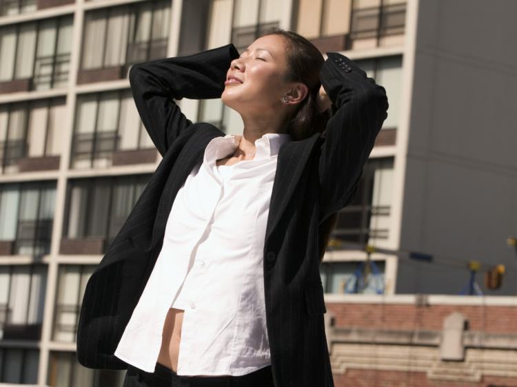 Besides opting for the stairs instead of the elevator, it seems impossible to squeeze in physical activity or extra movement at work to stay fit and reenergize. (Photos.com)