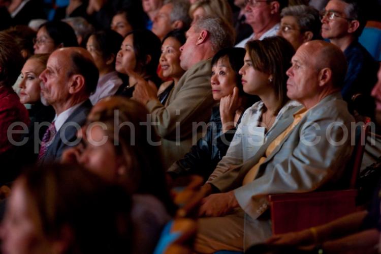 The audience watches the DPA performance in Ft. Lauderdale, Florida. (The Epoch Times)