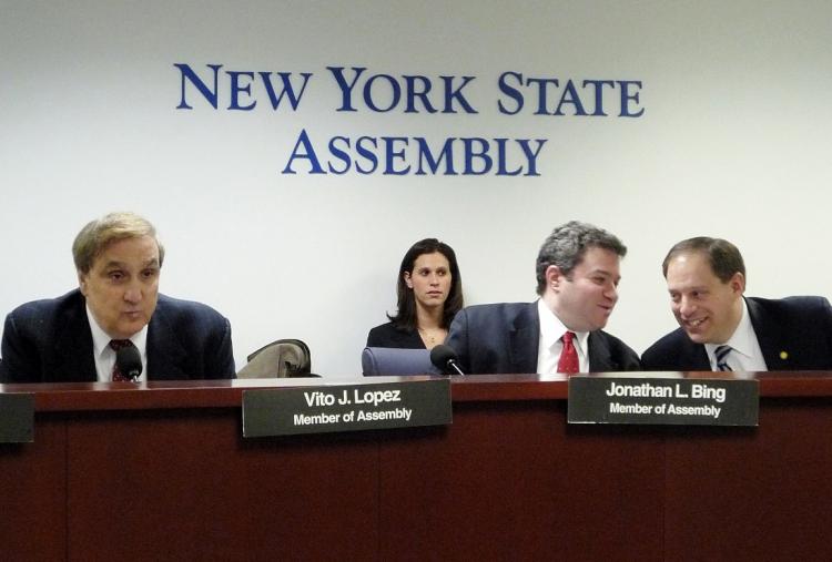 HEARING: State Assembly members hold a hearing on how the financial crisis has affected affordable housing. With the financing shortages closing in on builders and building owners, the State will need to adapt its housing programs. (By Christine Lin/The Epoch Times)