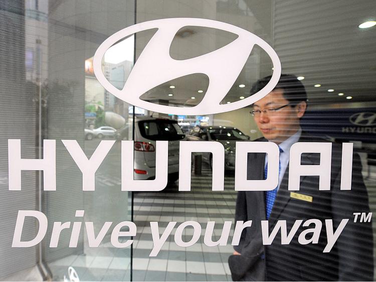 Hyundai Motors Inc. has recalled 47,000 Sonata sedans for having faulty front door latches. (Park Ji-Hwan/AFP/Getty Images)