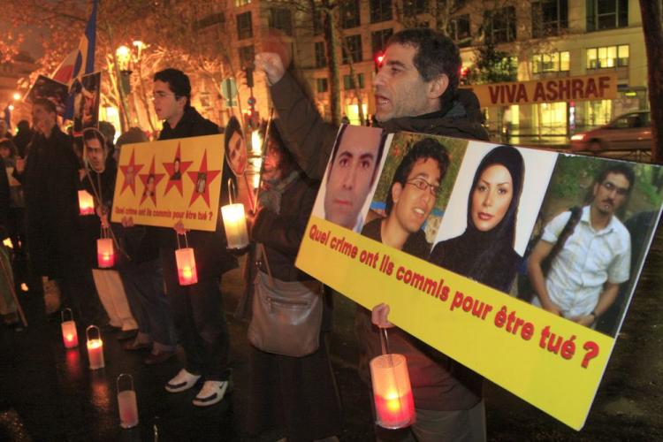 Dozens of supporters of the Iranian opposition demonstrate on December 29, 2009 in Paris.  (Mehdi Fedouach/AFP/Getty Images)
