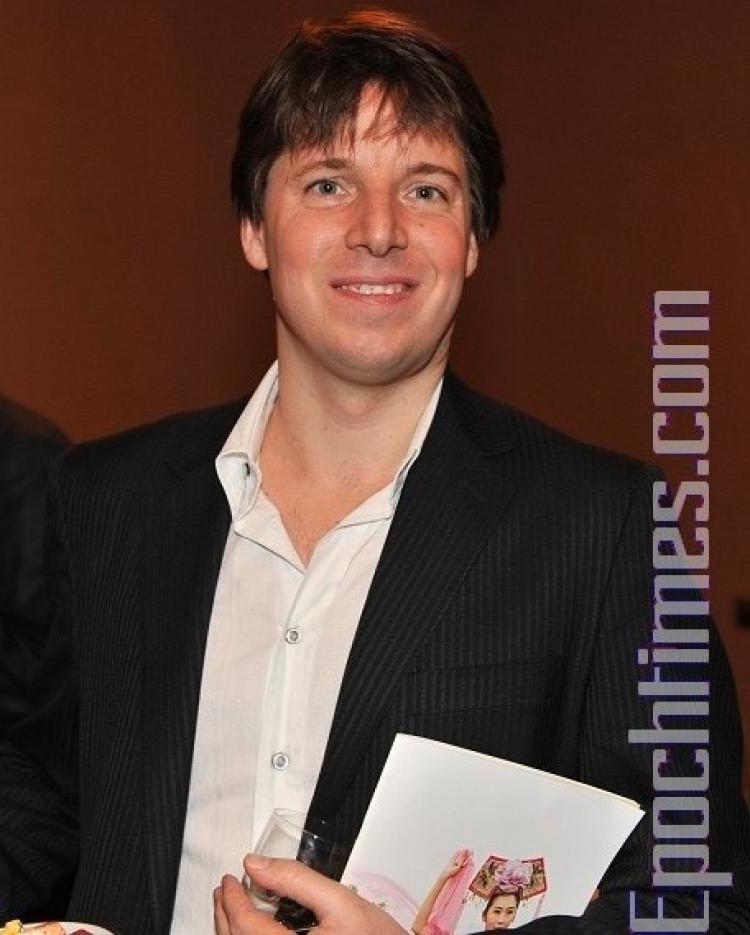Award-winning violinist Joshua Bell at the premier of the Divine Performing Arts show in Kennedy Center Opera House.  (The Epoch Times)