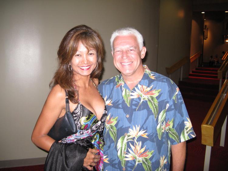 Mr. and Mrs. Kline in the foyer, after having enjoyed the show (The Epoch Times)