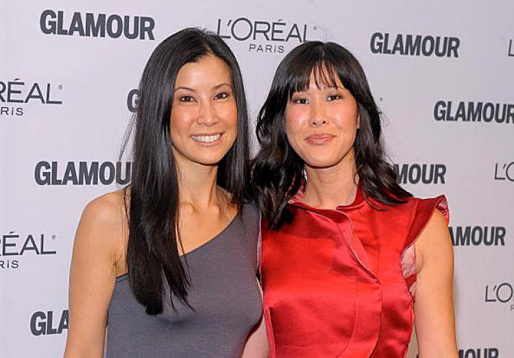 Laura Ling (R), journalist and Woman of the Year with sister Lisa Ling, attening the Glamour Magazine 2009 Women of The Year Honors at Carnegie Hall in November 2009. (Michael Loccisano/Getty Images)