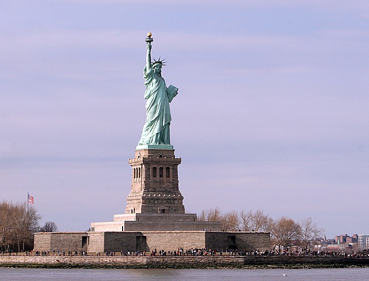 LADY LIBERTY: The Statue of Liberty is seen on Liberty Island. The statue is nearing its 125th anniversary, from when it was given to the United States on Oct. 28, 1886. (Tim McDevitt/The Epoch Times)