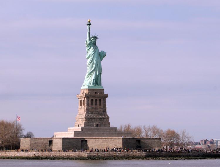 LADY LIBERTY SAVED: On Feb. 16, 1965, an unlikely duo got together to bring down the beloved icon of New York City. A rookie cop foiled the ploy.  (Tim McDevitt/The Epoch Times)