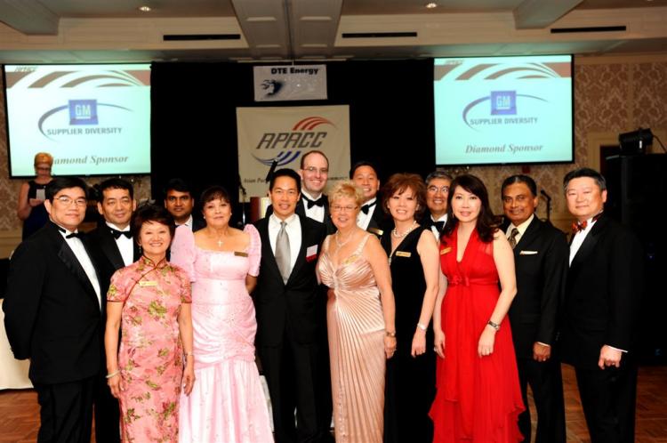 HLN News Anchor Richard Lui with APACC board members at their eighth Annual Party (Photo by Nick Martines)