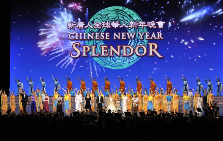 Curtain call at Radio city Music Hall after DPA's last performance of the season in New York City in January 2009.  (The Epoch Times)