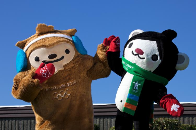 Olympic mascots Quatchi and Miga will be on hand to deliver boxes of sporting goods to children in 20 northern Aboriginal communities.  (VANOC/COVAN)