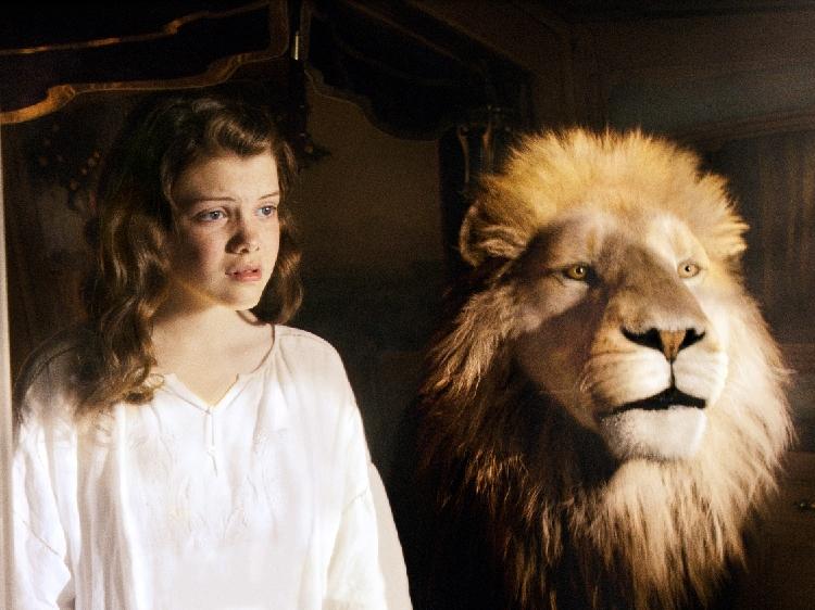 Georgie Henley and Aslan the Lion in a scene from 'The Chronicles of Narnia: The Voyage of the Dawn Treader.'