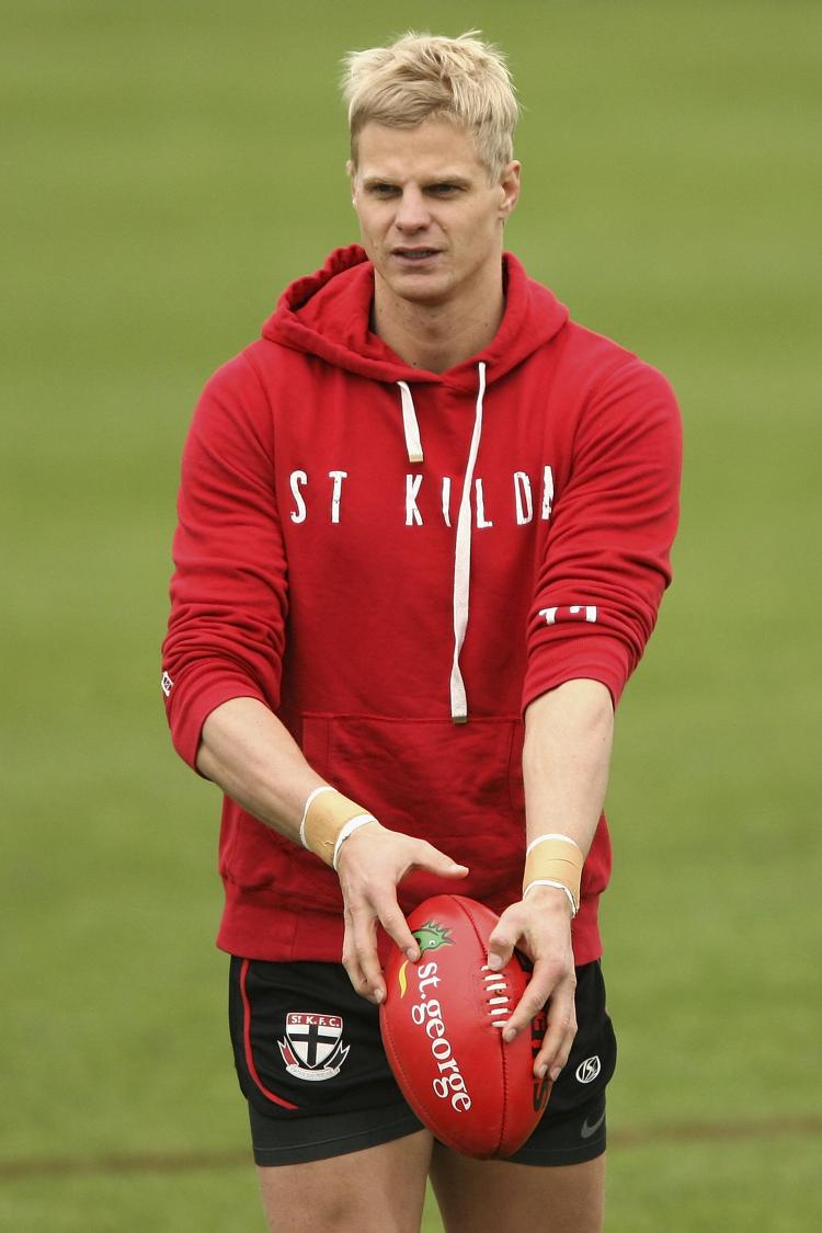 St Kilda's superstar Nick Riewoldt warms up during a Saints AFL training session at Linen House Oval on Sept 21, in Melbourne, Australia. (Robert Prezioso/Getty Images)