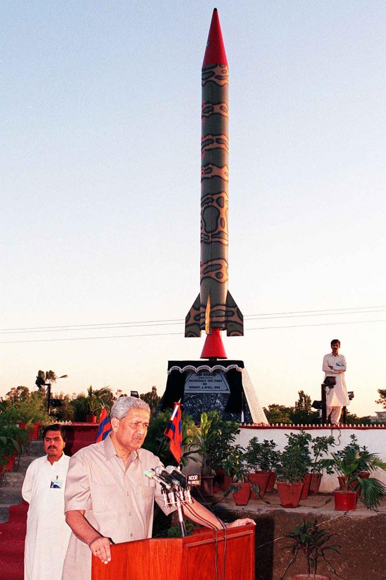 NUKE MAN: File photo of Abdul Qadeer Khan, the father of Pakistan's nuclear bomb. Khan is recanting a statement in 2004 that he had leaked nuclear secrets to Iran, North Korea and Libya, thus implicating current Pakistan President Pervez Musharraf.  (Usman Khan/AFP Getty Images)