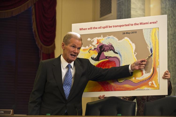 US Democratic Senator from Florida Bill Nelson shows a chart during a hearing of the Senate Commerce, Science and Transportation Committee on the response efforts to the Gulf Coast oil spil on Capitol Hill in Washington on May 18.  (Nicholas Kamm/Getty Images)