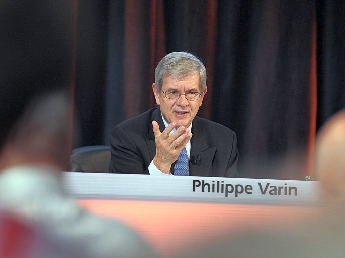 The head of French carmaker PSA Peugeot Citroën Philippe Varin