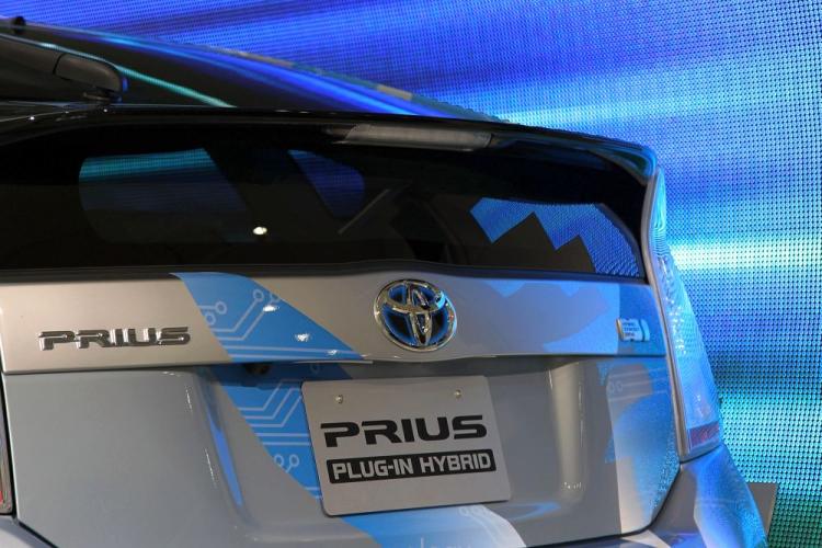 Toyota Motor Corp.'s Prius's wave of strong growth may slow due to the expiration of Japanese government subsidies. (Koichi Kamoshida/Getty Images)