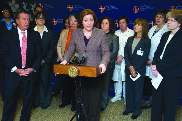 City Council Speaker Christine Quinn announced an initiative at Manhattan's St. Vincent's Hospital that she hopes will help both the nursing shortage and fill jobs. (William Alatriste)