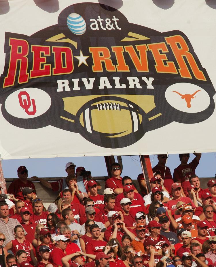 TEXAS AND OKLAHOMA: Bitter cross-state rivals renew acquaintances this Saturday. (Ronald Martinez/Getty Images)