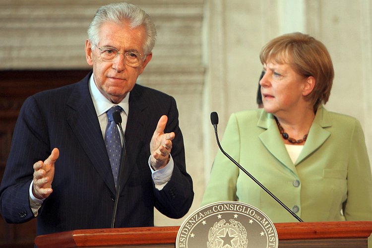 Italian Prime Minister Mario Monti and German Chancellor Angela Merkel