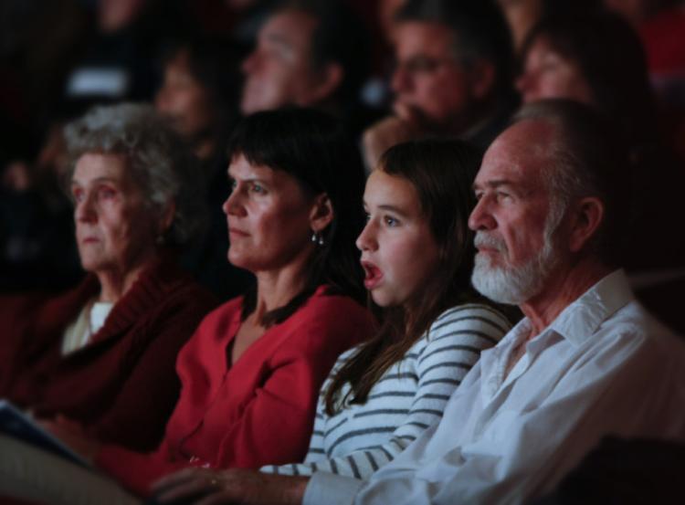 Audience members are intrigued by the five-millennia-old Chinese hertitage.   (The Epoch Times)