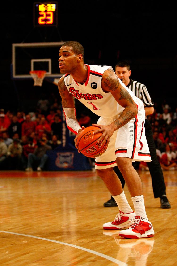 D.J. Kennedy of the St. John's Red Storm ran into Syracuse's 2-3 zone on Wednesday at Madison Square Garden. (Chris Chambers/Getty Images)