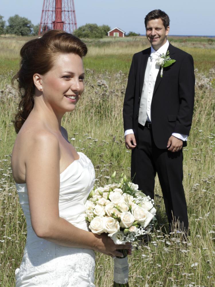 A Swedish couple weds at Oland island in the Baltic sea, at Santa Birgittas Chapel at Kapelludden, Sweden. (Michael Sandberg)