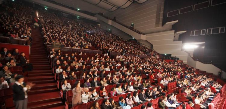 Divine Performing Arts attracted full houses to its first eight shows in Taiwan. (The Epoch Times)