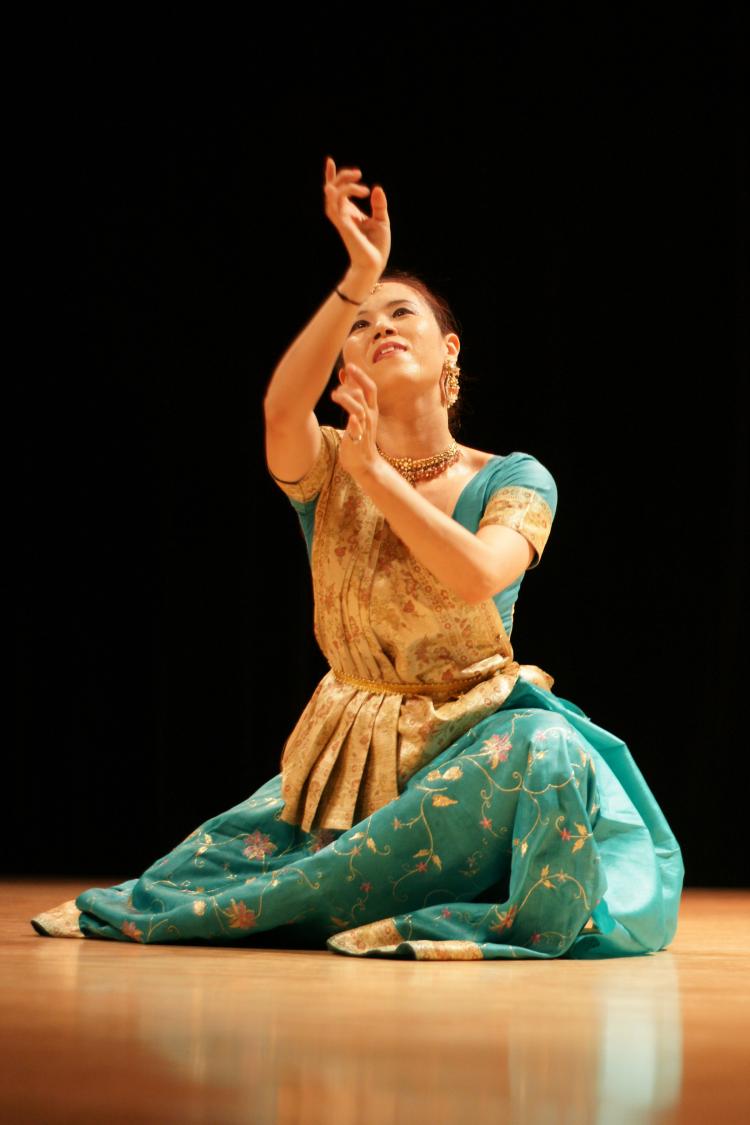 INDIAN DANCE: Talavya and Jin Won will bring Drums and Dance of India to Leonard Nimoy Thalia Theater on Friday, April 29.  (Courtesy of Heena Patel )