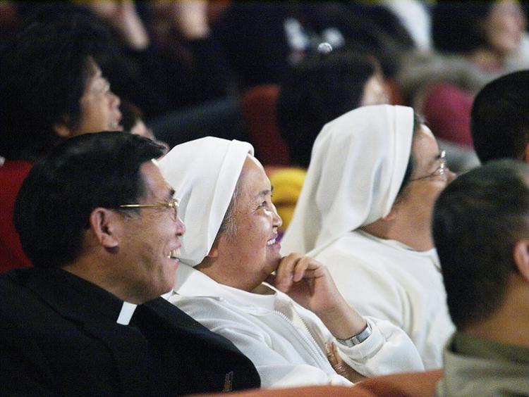 Full-house audience of Shen Yun Performing Arts on March 7 in Taichung (Tang Bin/The Epoch Times)