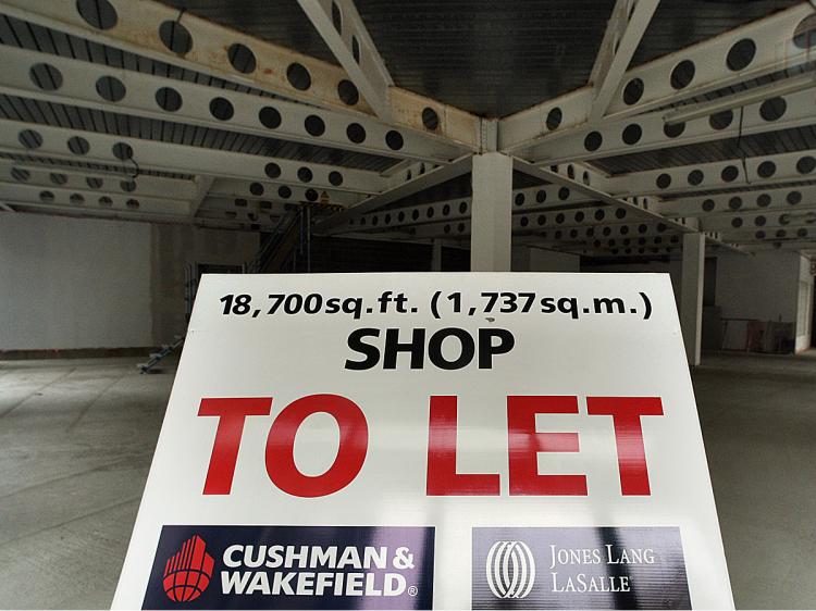 A large shop, in a prime location opposite Harrods department store, stands empty awaiting a business tenant on January 20, 2009 in London, England. (Oli Scarff/Getty Images)