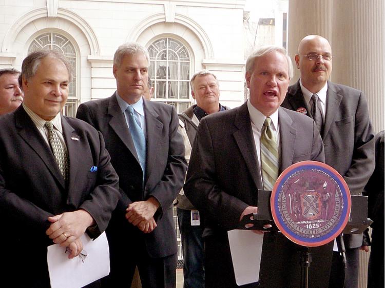 Queens Council member Tony Avella stood with commerce and civic leaders to speak out against the proposed East River bridge tolls. (Christine Lin/The Epoch Times) Queens Council member Tony Avella stood with commerce and civic leaders to speak out against the proposed East River bridge tolls. (Christine Lin/The Epoch Times)