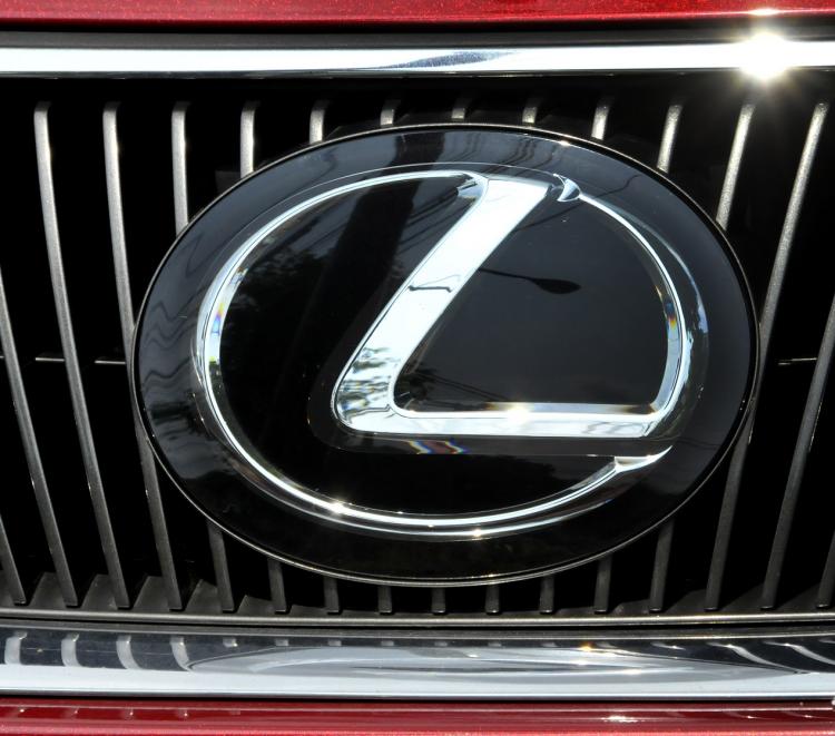 Toyota recall: Toyota is set to recall 1.7 million cars, including the 2006 to 2007 Lexus GS300/350, 2006 to 2009 IS250, and 2006 to 2008 IS350 vehicles. (YOSHIKAZU TSUNO/AFP/Getty Images)