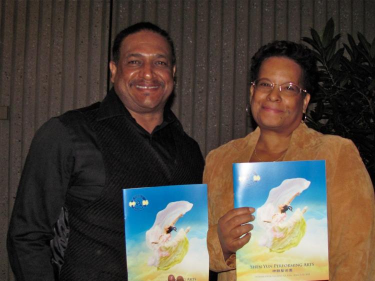 Ken Allen and Yvonne Allen, a martial arts instructor, at Shen Yun Performing Arts in Sacramento. (Courtesy of SOH Radio Network)