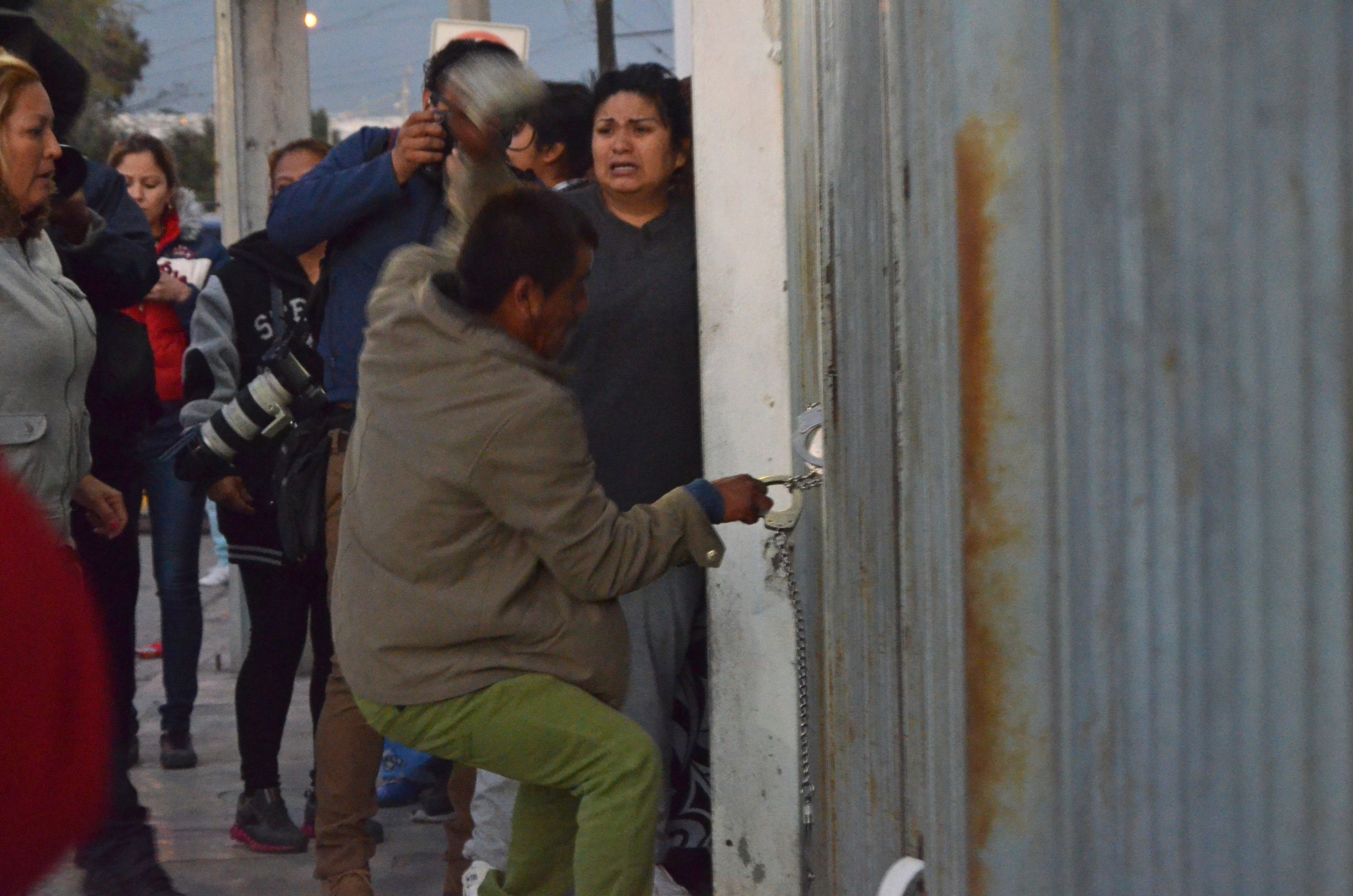 Riot Between Los Zetas and Rival Gang Kill 49 In Mexican Prison | Dead ...