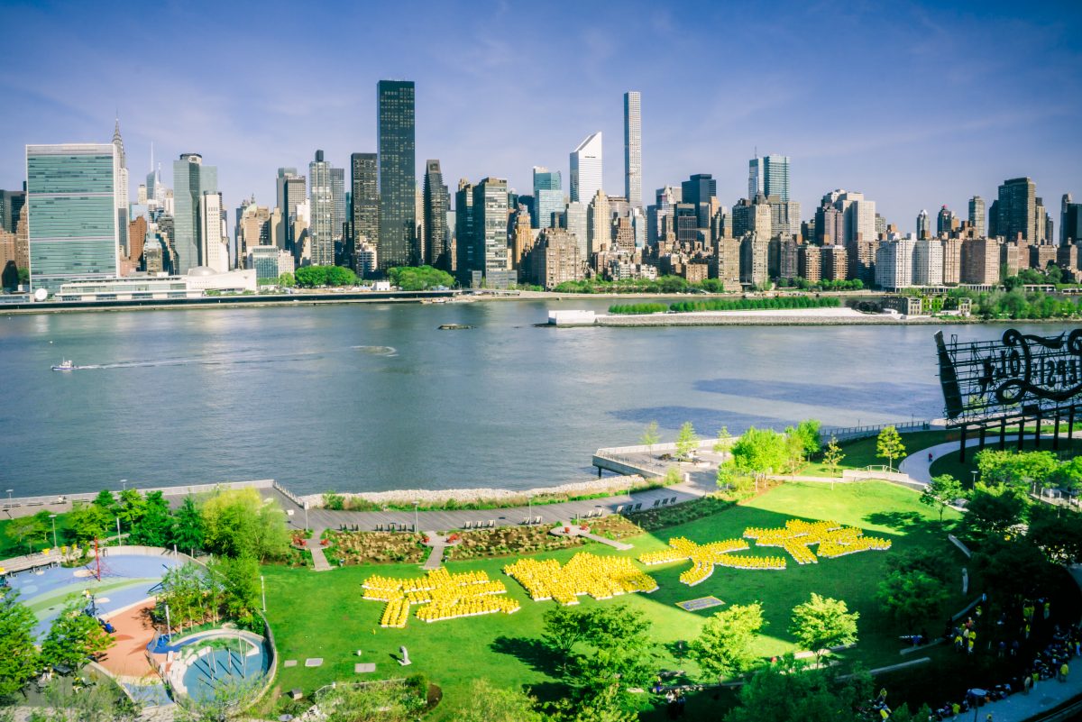 Why a Thousand People in Bright Yellow Shirts Formed Four Chinese